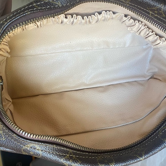 28 Louis Vuitton Monogram Trousse de Toilette Pochette Accessories Pouch - Picture 12 of 14